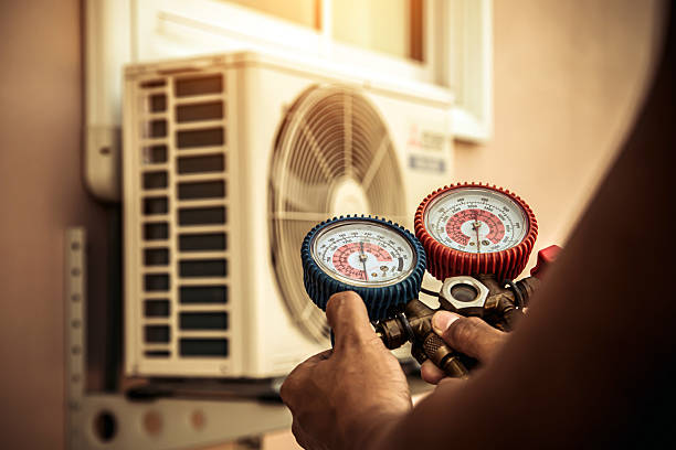 Professional Ductwork Repair technician working in Nassau, DE